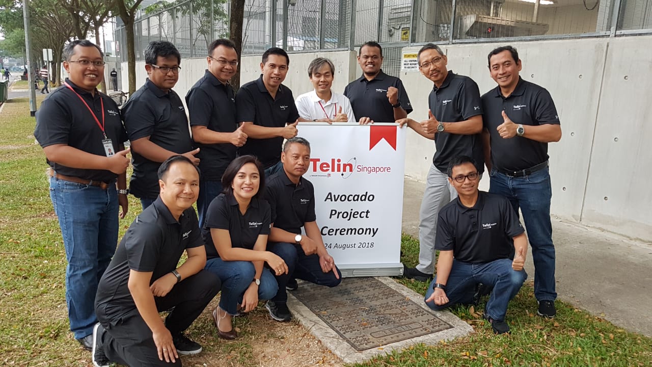 CFU WIB CEO Inaugurated Fiber Connection of Three Data Center Telin Singapore